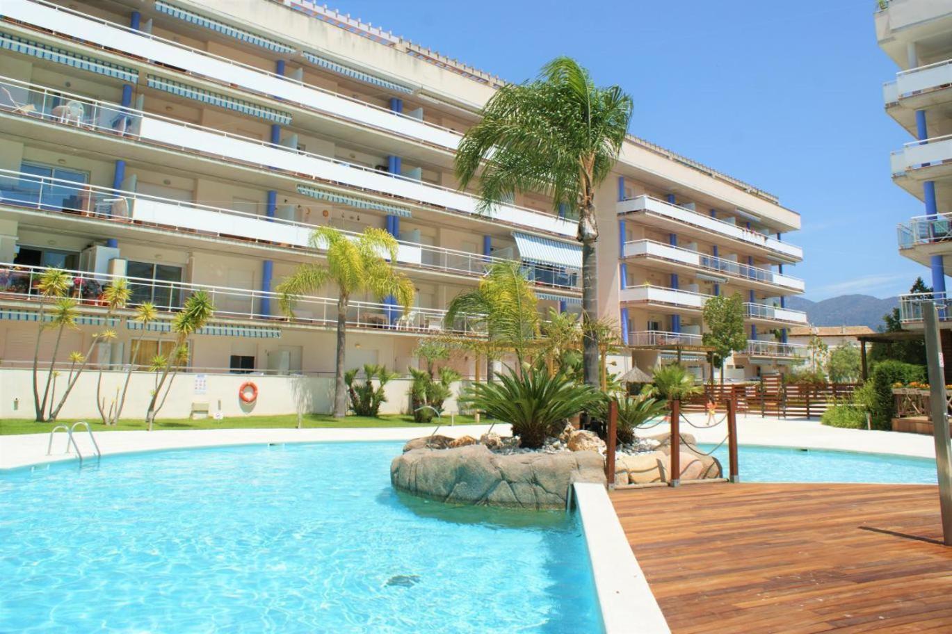 Bonito Piso En Roses Con Piscina Y Parking Av-66 Exterior foto