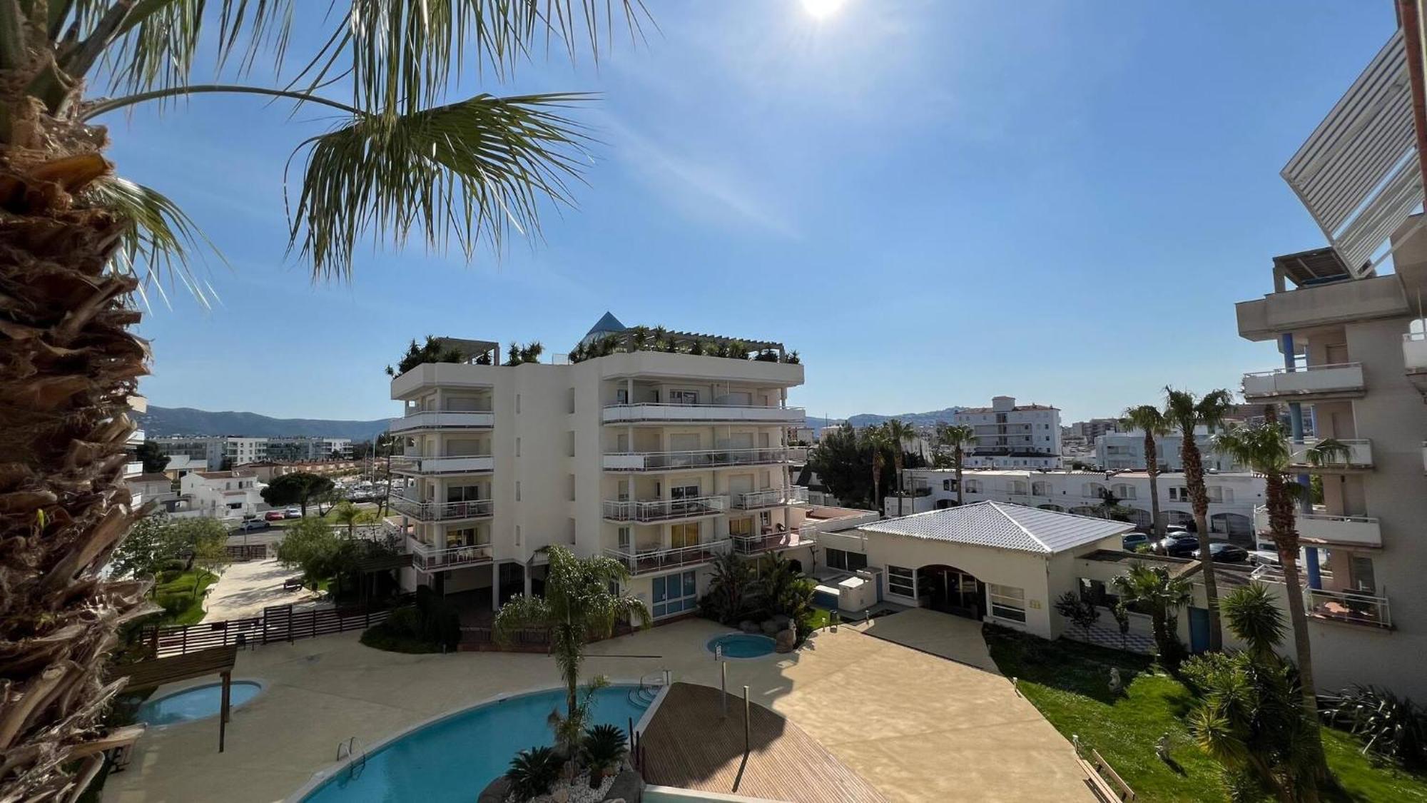 Bonito Piso En Roses Con Piscina Y Parking Av-66 Exterior foto
