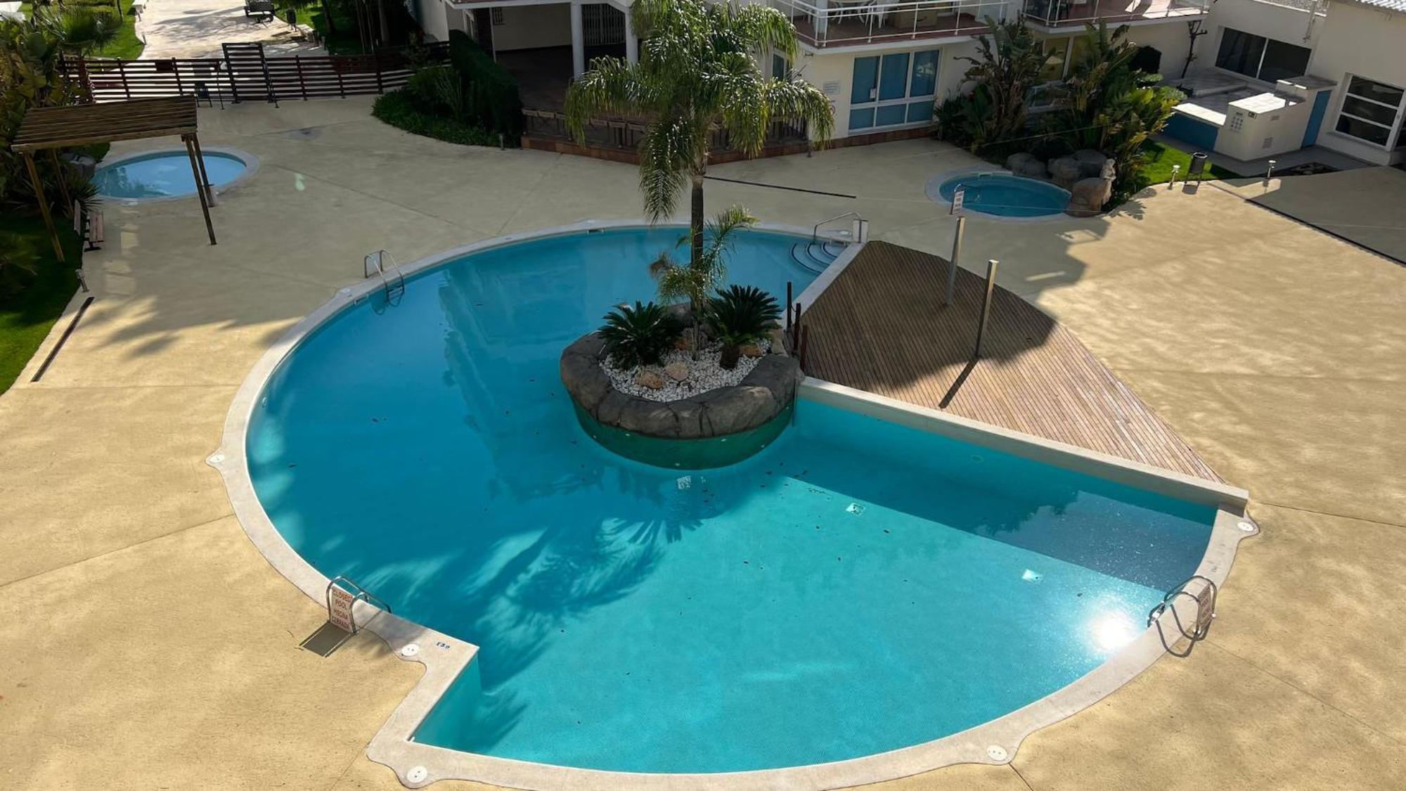 Bonito Piso En Roses Con Piscina Y Parking Av-66 Exterior foto